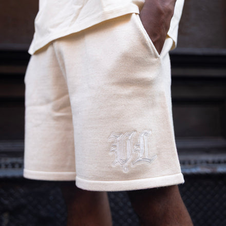 Emblem Boucle Short- Cream